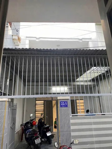Chủ Gửi bán nhà mới  đẹp Hẻm Phạm Tu.phường vĩnh hải.( bắc nha trang)
 Diện tích 74,4m2 chỉ 3 tỷ 950 triệu