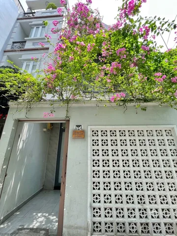 Bán Nhà 62m2-2 lầu nhỉnh 8 tỷ cách hẻm xe tải 20m ngay Bùi Đình Túy