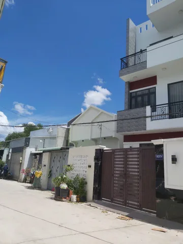 Đất -  giá 4,4 tỷ- full thổ cư - diện tích 7M*25M  - đường Lê Văn Lương - Nhà Bè - tp.HCM - liên hệ 0919089456