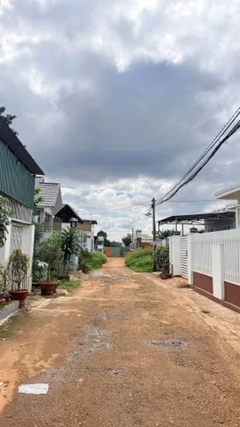 Bán Đất 230.9m2 có sẵn 60.8 m2 thổ cư giá 3.6 tỷ tại Xã Cư ÊBur Thành phố Buôn Ma Thuột Đắk Lắk