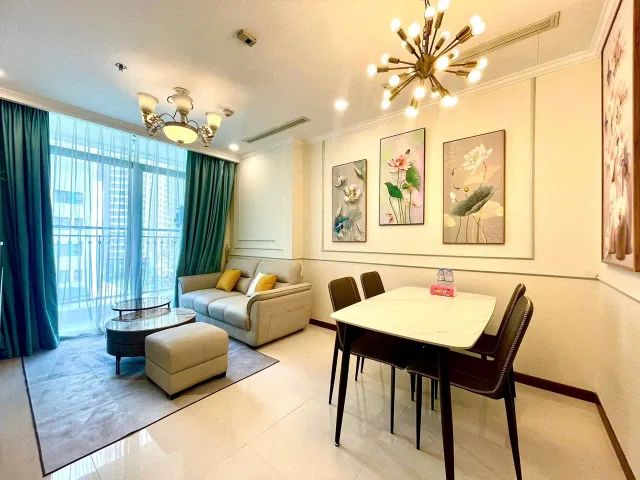 Cho thuê căn hộ Vinhomes Central Park 1 phòng ngủ Landmark 1 nội thất đẹp