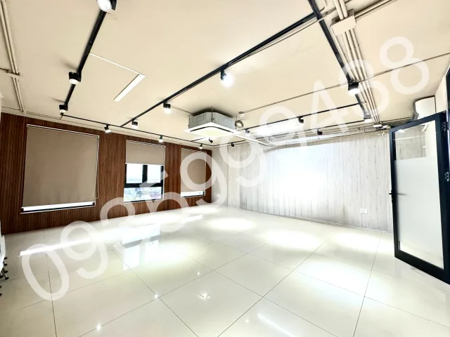 CHO THUÊ VĂN PHÒNG 50M² GẦN VINCOM – CHỈ 12 TRIỆU/THÁNG -  CHỈ CÒN DUY NHẤT 1 PHÒNG!
