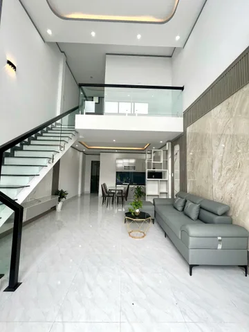 Xuất hiện căn Nhà 1 trệt 1 lửng , gần trung tâm TP.Biên Hoà . Cách KDL Bửu Long 7 phút đi xe