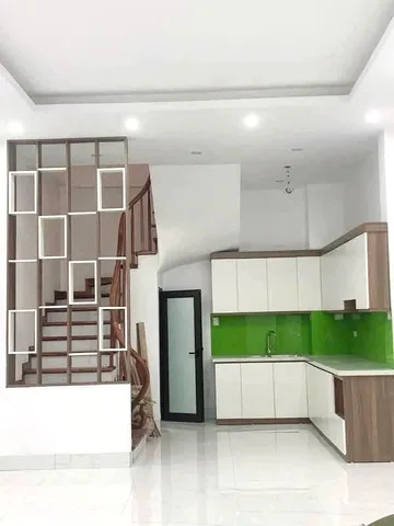 Cho thuê nhà ngõ 337 PHẠM VĂN ĐỒNG, Bắc Từ Liêm. 13.5 triệu/ tháng. Ưu tiên: Hộ gia đình, ở nhóm