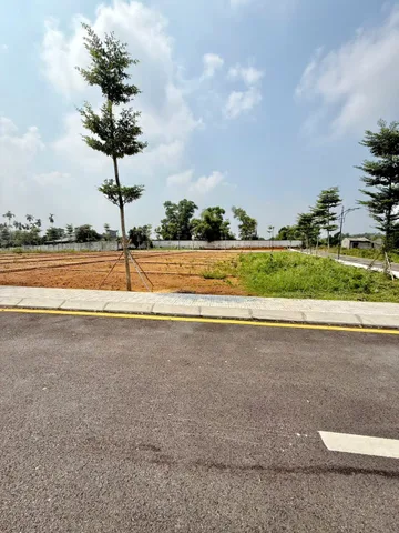 Bán Đất 65m2 có sẵn 65 m2 thổ cư giá 2 tỷ tại Thuộc xã Phú Cát, Đường đôi đối diện nhà máy in tiền - Chọn - Xã Phú Cát Hà Nội