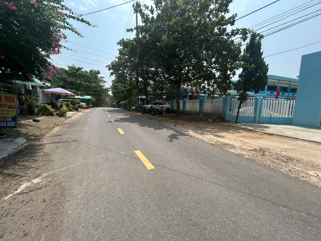 Giá chỉ bằng đất kiệt cho lô đường nhựa 7m5 đẹp - Kinh doanh
