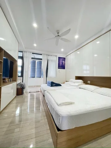 MẶT TIỀN KẾ LÊ VĂN KHƯƠNG 92M² 3 TẦNG 5PN FULL NỘI THẤT NHẬP KHẨU 7,8 TỶ