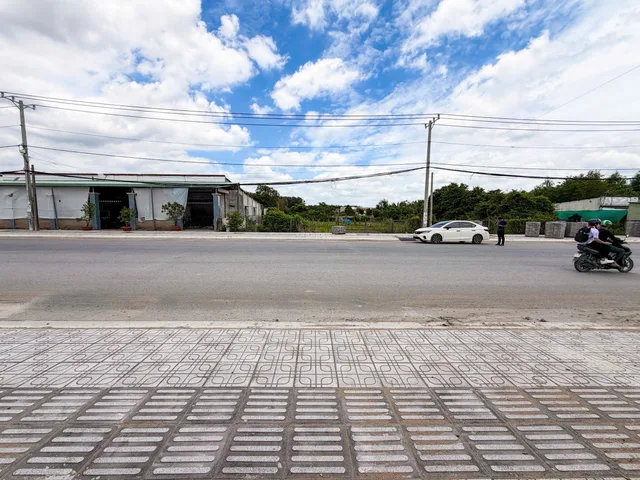 Bán Đất mặt tiền đường Hương Lộ 15, 90m2 – 980tr