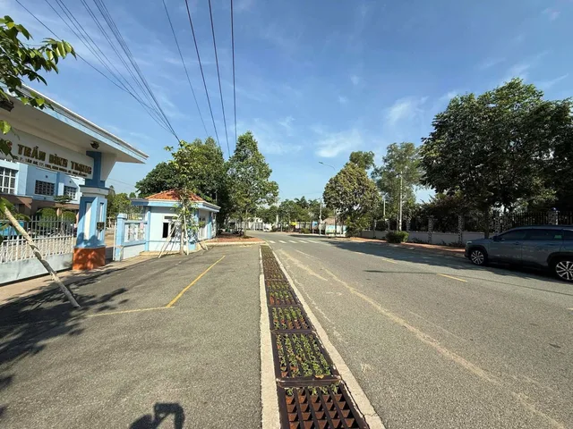 Bán Đất 173.6m2 có sẵn 60 m2 thổ cư giá 2.8 tỷ tại Phường Tân An Thành phố Thủ Dầu Một Bình Dương