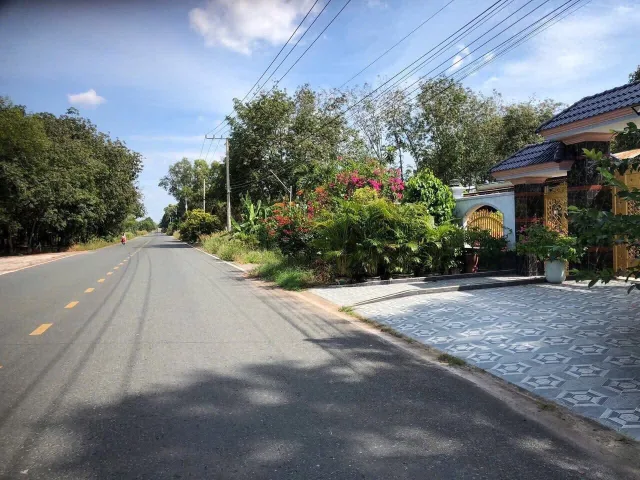 Chính chủ - Bán gấp đất trung tâm Chơn Thành 462.8m2 có 170m2 thổ cư, đường DT749B còn thương lượng
