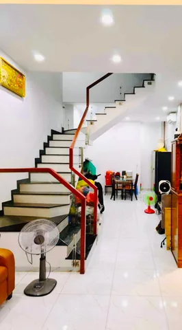 BÁN NHÀ BÌNH TIÊN Q6 DT 52 M2,4 TẨNG,GIÁ 7 TỶ.