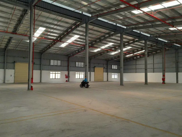 Cho thuê Kho, nhà xưởng 2500m2 giá 157 ngàn tại Đường Quốc lộ 5 Phường Phúc Lợi Quận Long Biên Hà Nội