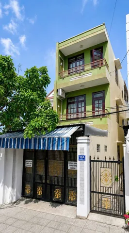 CHO THUÊ NHÀ NGUYÊN CĂN ( 1 TRỆT 2 LẦU ) KHÚC THỪA DỤ NHA TRANG 17 TRIỆU/THÁNG