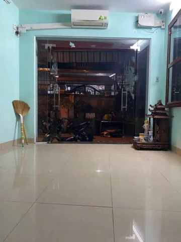 Cho thuê nhà ở ngõ 1194 Đường Láng, Đống Đa 32m x 5T (3 ngủ) FULL ĐỒ, Ô TÔ giá 15 triệu