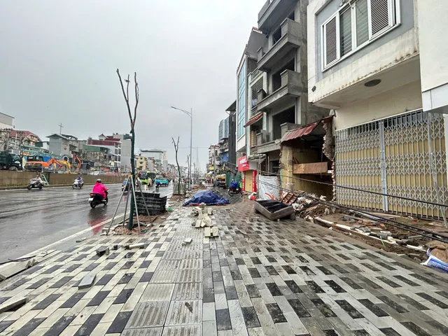 Bán nhà mặt phố La Thành (MP Vành Đai 1) vỉa hè ô tô dừng đỗ, kinh doanh, 39 tỷ.
