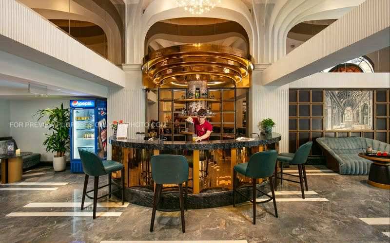 Bán Khách sạn 500m2 có sẵn 500 m2 thổ cư giá 1350 tỷ tại Phường Cửa Nam Quận Hoàn Kiếm Hà Nội