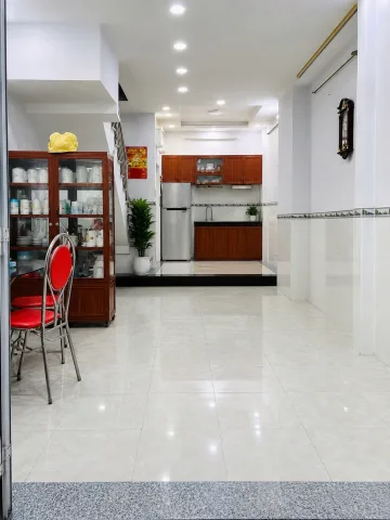 Trẩn Trọng Cung. 2 tầng 4.2x12m dòng tiền sẵn Giá 5 tỷ 5