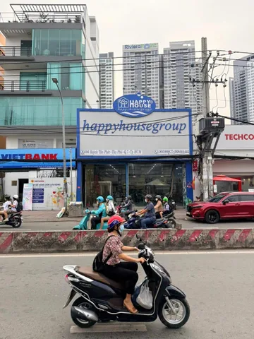 Bán Nhà Mặt Tiền 696 Huỳnh Tấn Phát, Phú Mỹ, Quận 7
