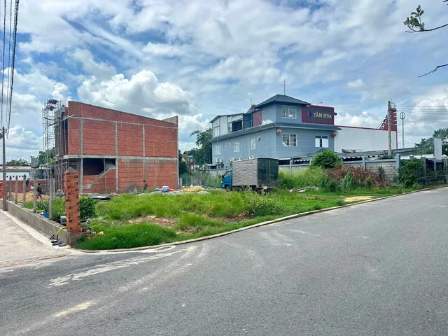 Chủ gửi Bán Đất 300m2 có sẵn 100 m2 thổ cư gần Truờng học Cây Trường giá 850 triệu tại Đường tỉnh 749A Xã Trừ Văn Thố Huyện Bàu Bàng Bình Dương