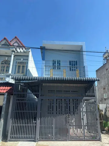 Chủ gửi căn trọ ngộp mặt tiền đường nhựa, 5x25 giá ngợp 1ty950, shr, công chứng được liền