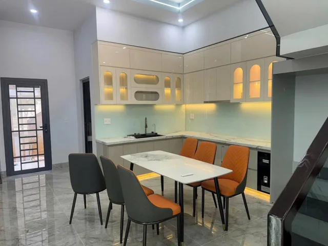 Bán Nhà khu nhà ở Hoàng Nam  63m2 full thổ cư giá 2.6 tỷ tại Phường Uyên Hưng Thị xã Tân Uyên Bình Dương