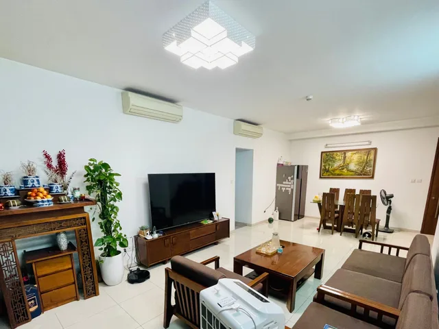 Mulberry Lane tòa E: BÁN gấp căn hộ 3PN 133m2, có SLOT ô tô. Giá tốt chỉ 8.x tỷ