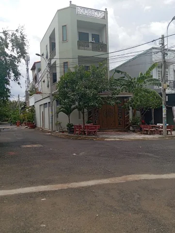 ĐƯỜNG SỐ 6-ĐẦU SỐ SƯỚNG -ĐẸP 🏠NHÀ ĐẸP 3 TẦNG 81M2- KDC LONG TRƯỜNG QUẬN 9 GIÁ CHỈ 6.4TỶ