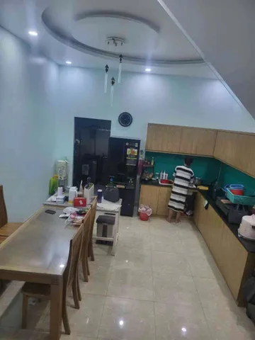 MẶT TIỀN ĐƯỜNG SỐ 1, LONG TRƯỜNG, 3 TẦNG, 86M2(4.3 X 20M), KHU PHÂN LÔ ĐẸP, VỊ TRÍ THUẬN TIỆN, GIÁ 11 TỶ NHỈNH.
