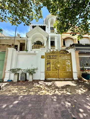 BIỆT THỰ TRONG KDC HIỆP THÀNH 3-HIỆP THÀNH ( nay PHƯỜNG PHÚ LỢI TP HCM) Vị trí đẹp đối diện Công Viên Ht3, đối diện trường Pétrus ký