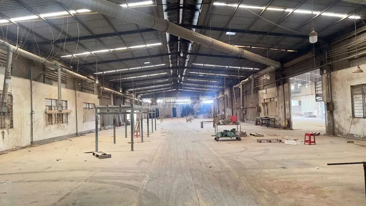 Xưởng giá rẽ Thuận An 6500m²/200tr đường cont điện hạ bình sx đa nghề