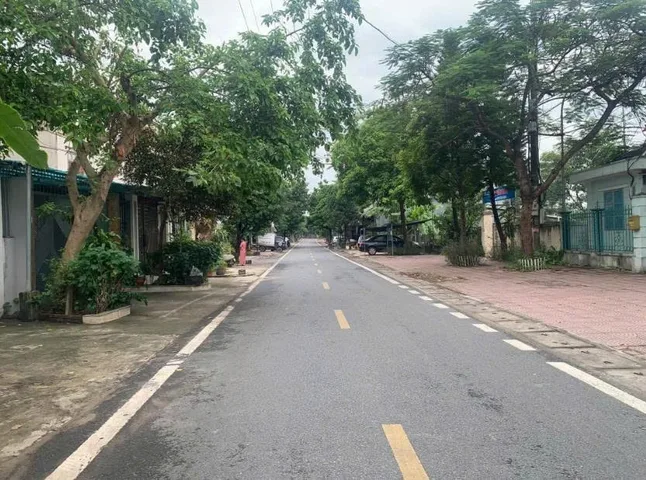 Bán Đất 80m2 có sẵn 80 m2 thổ cư giá 2.3 tỷ tại Phường Xuân Khanh Thị xã Sơn Tây Hà Nội