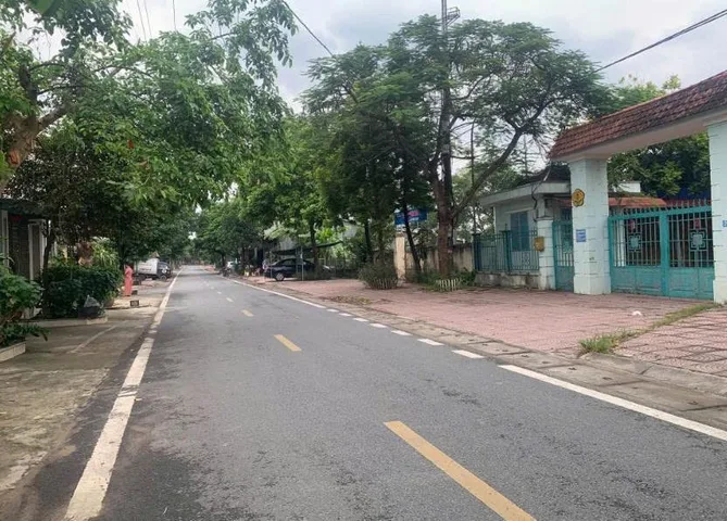 Bán Đất 80m2 có sẵn 80 m2 thổ cư giá 2.3 tỷ tại Phường Xuân Khanh Thị xã Sơn Tây Hà Nội