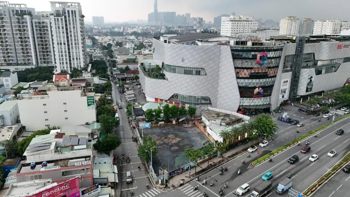 Nhà 2 Mặt Tiền 10m giao Phạm Văn Đồng khu TTTM gigamall Thủ Đức 585m2 xây biệt thự cực đẹp
