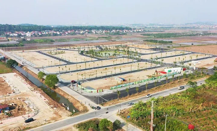Bán đất mặt tiền Lương Văn Nho 30m, gần Vinhomes Paradise - Giá 30triệu/m2 - Sổ sẵn