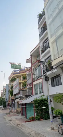 BÁN TÒA NHÀ MẶT TIỀN HÀ HUY GIÁP AN PHÚ ĐÔNG Q12 (4X19M = 75M²) 6 TẦNG THANG MÁY 11 PHÒNG SÁT GÒ VẤP GIÁ CHỈ 11.7 TỶ TL