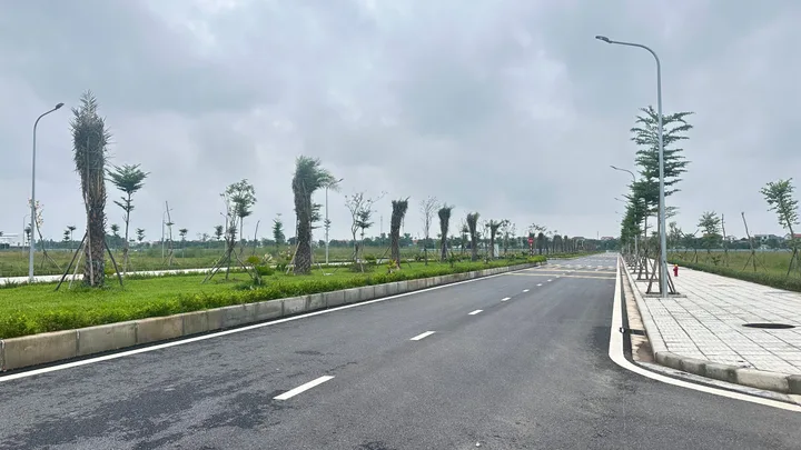 Bán đất KCN đa ngành nghề Sóc Sơn,Hà Nội
Diện tích từ 2500m2 trở lên,tùy theo nhu cầu sử dụng