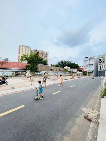 BÁN ĐẤT NỀN KDC AN DƯƠNG VƯƠNG PHÚ ĐỊNH ĐƯỜNG  12M DT 4x13M CHỈ 4 TỶ 2