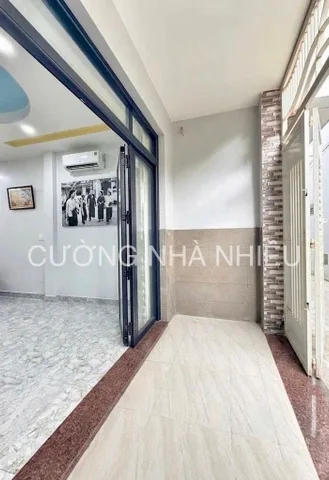 Nhà 2 tầng ngay trung tâm Him Lam; tương lai thành mặt tiền 12m; ngang 4m vuông vức; cách HXH 30m