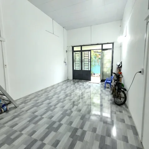 Bán gấp nhà 2 tầng - Kinh Dương Vương - Bình Tân - DTSD: 78.3m² - Giá cực tốt