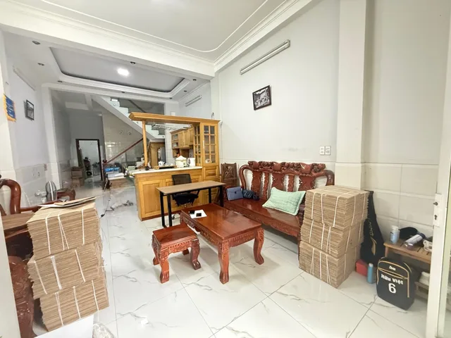 HXH 6m Phú Thọ Hòa, 82m2, 4x20.5, 3 tầng, tiện ở ngay, giá tốt, Chỉ 8.6 tỷ TL