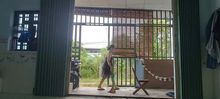 Nhà mặt đường 5m, đối diện Công Viên 7 Kỳ Quan, 495tr.
