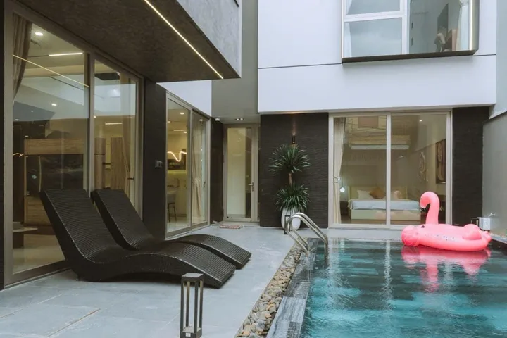 VILLA ĐÀ NẴNG 6 PHÒNG NGỦ-CÁCH BIỂN MỸ KHÊ 350M-DÒNG TIỀN TỐT GIÁ 25,5 TỶ