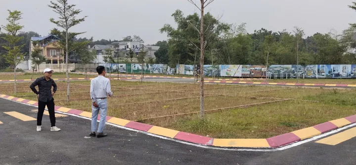 Bán Đất 50m2 có sẵn 50 m2 thổ cư giá 1.2 tỷ tại Đường Tùng Thiện Phường Xuân Khanh Thị xã Sơn Tây Hà Nội