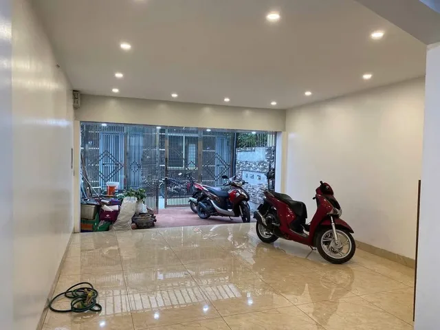 Cho thuê Nhà riêng  Lạc Long Quân,Quận Tây Hồ Hà Nội 91M² 6 Tầng, Full Nội Thất Cao Cấp, Giá Thuê 30tr