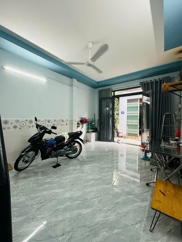 Bán Nhà riêng 32m2 có sẵn 32 m2 thổ cư giá 4.3 tỷ tại Đường Lê Trọng Tấn Phường Tân Sơn Nhì Quận Tân Phú TP. Hồ Chí Minh