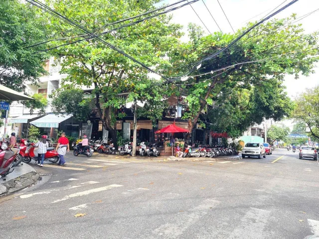 Bán Nhà riêng 178m2 có sẵn 178 m2 thổ cư giá 45 tỷ tại Đường Lê Đại Hành - Chọn - Phường Nha Trang Khánh Hòa