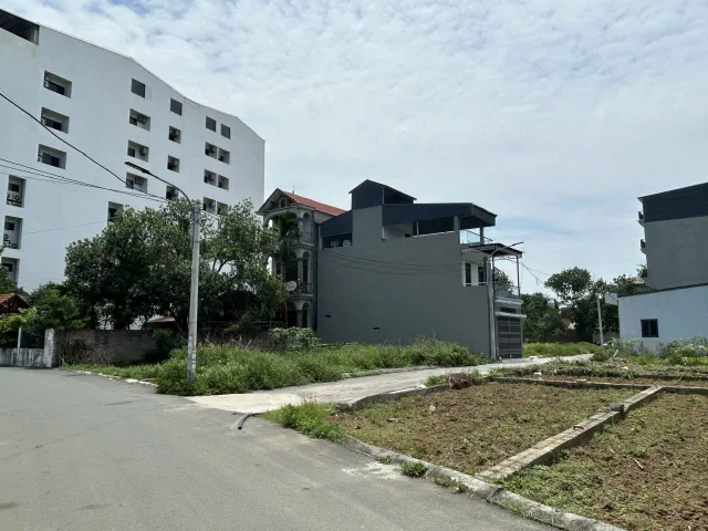 Bán 80m2 Giá 2,1 Tỷ Cách Đại Học FPT Hòa Lạc 1,8km