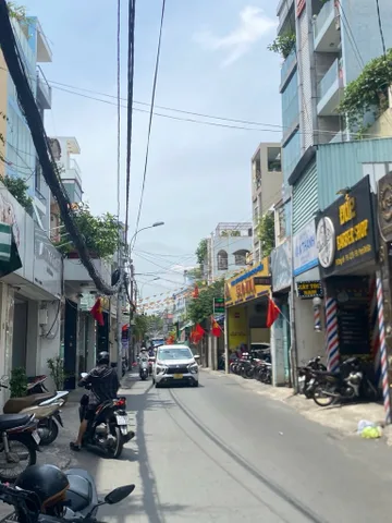 CĂN HỘ DỊCH VỤ NGAY ĐÔNG HỒ - LẠC LONG QUÂN - LÝ THƯỜNG KIỆT, NGAY CHỢ TÂN BÌNH, KHU KINH DOANG SẦM UẤT, ĐƯỜNG 12M