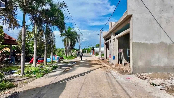 BÁN ĐẤT LÔ GÓC 2 MẶT TIỀN NGAY CUỐI ĐƯỜNG BỬU LONG
