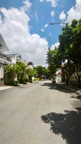 CHỦ GẤP BÁN - BIỆT THỰ SÂN VƯỜN ĐẲNG CẤP - 500M2 - NGANG KHỦNG 33M - LÊ THỊ RIÊNG - QUẬN 12 - GIÁP GÒ VẤP - CHỈ 21TỶ